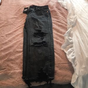 Signature 8 distressed black denim